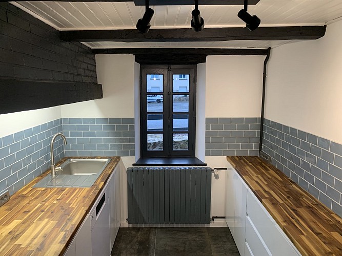 vacances-au-lac-de-saint-pardoux-cuisine-13