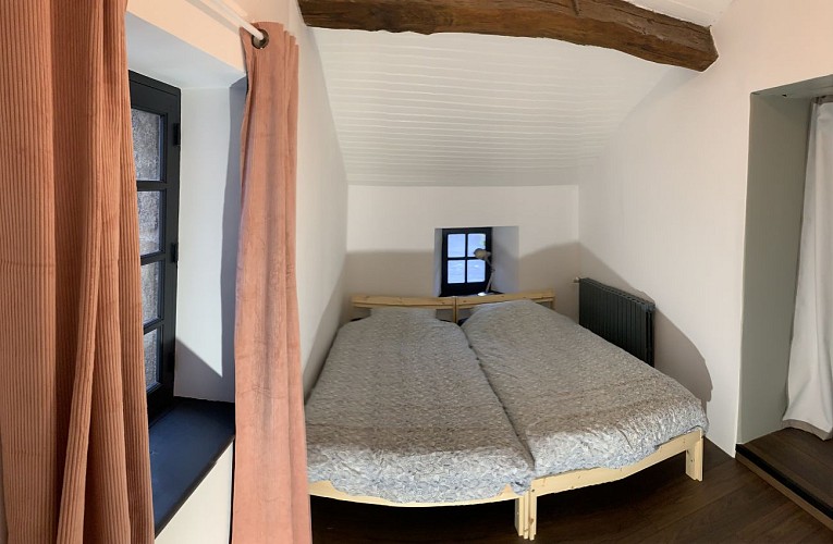 vacances-au-lac-de-saint-pardoux-chambre-3