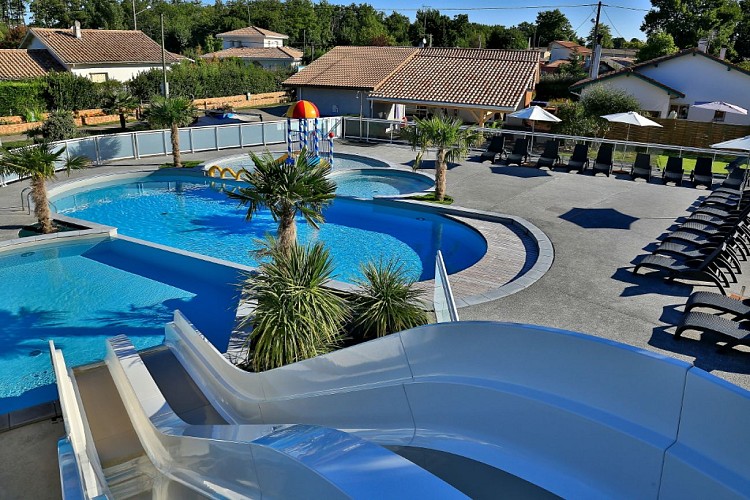 Piscine 2021 ©Les abberts - Copie