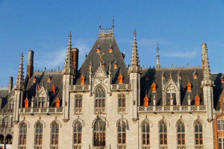 Private Tour of Bruges: The City & its Museums – Traditional lunch included
