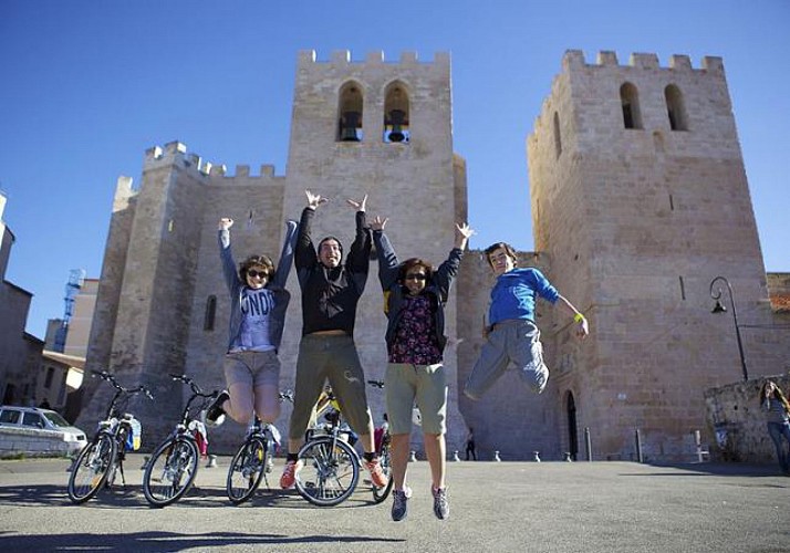 1 journée à vélo : visite de Marseille et baignade dans les Calanques