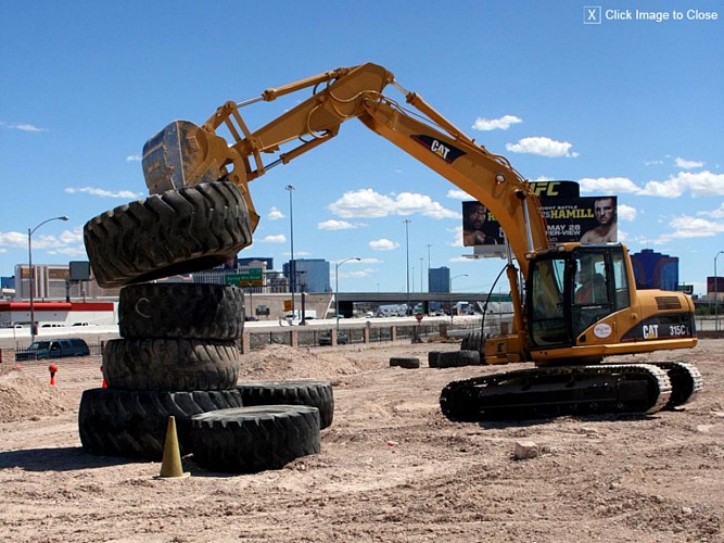 Conduisez vous-même votre bulldozer ou votre pelleteuse
