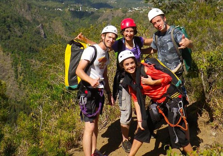 Go Ganyoning in the "Fleur Jaune" Canyon in La Réunion