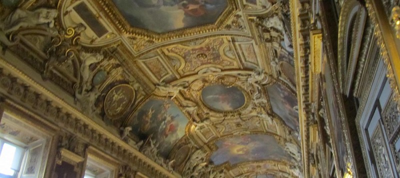 Besuch des Louvres, Mittagessen auf dem Eiffelturm und Besuch der Kathedrale Notre Dame – „ohne Anstehen“