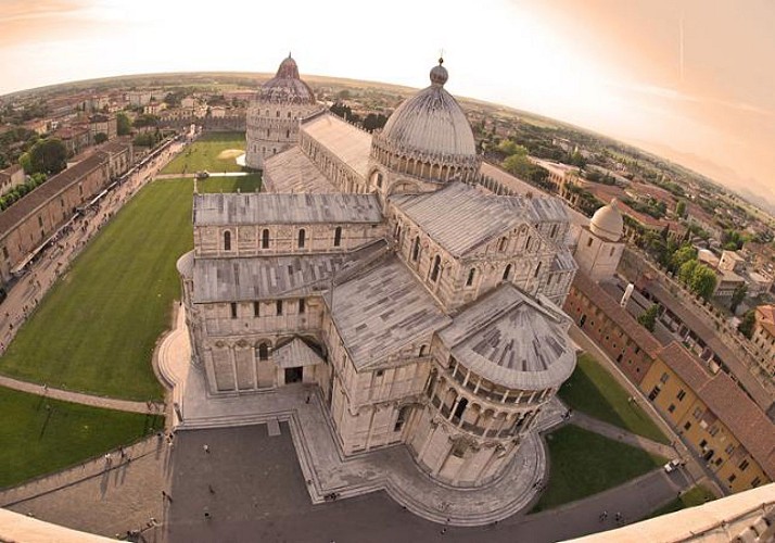 Walking Tour of Pisa