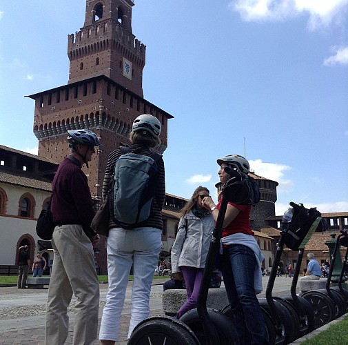 Visita de Milán en segway con un grupo de reducido