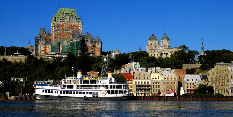 Entdeckungsbootsfahrt durch Quebec auf dem Sankt-Lorenz-Strom