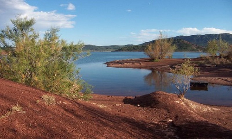 Lac du Salagou