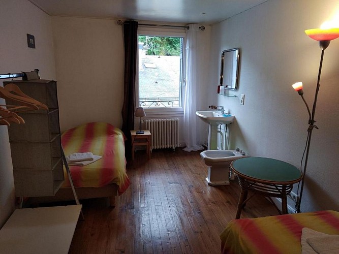 le-lutin-gite-de-groupe-chambre-luchon-pyrenees31