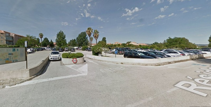 Parking de la Baie des Isles