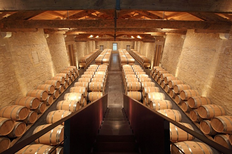 Chai_Château de Ferrand©Thierry Parant