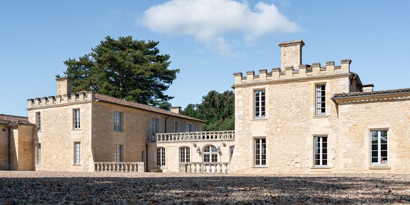 Chateau de Ferrand-VueCour-Célestin Coutaud