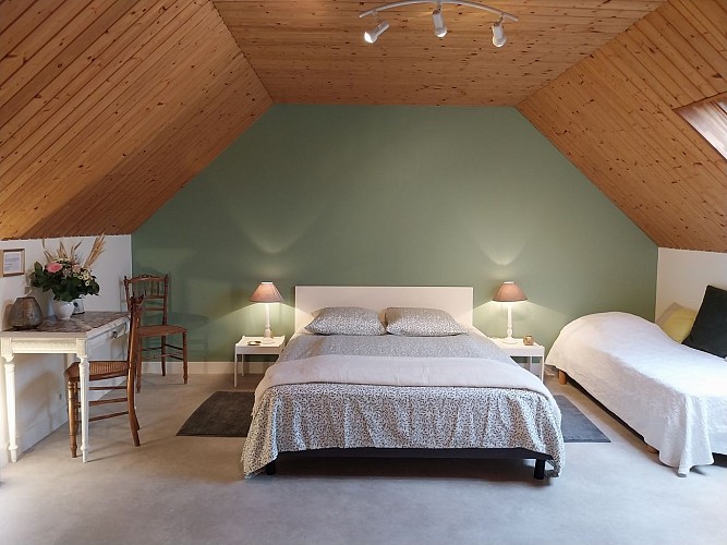 En Normandie 15mn Rouen, Gîte-Chambres d'hôtes de charme"La Bénardière 76".Cuisine, salon, 2 chambres, 7 personnes. Accès rapide mer.