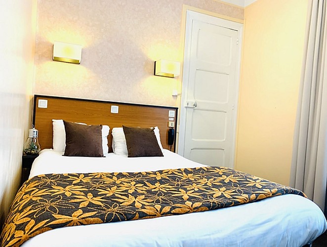 Gîte Au Petit Vivoin - Vivoin - chambre