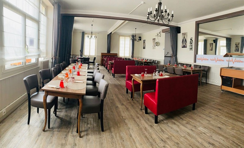 Gîte Au Petit Vivoin - Vivoin - restaurant