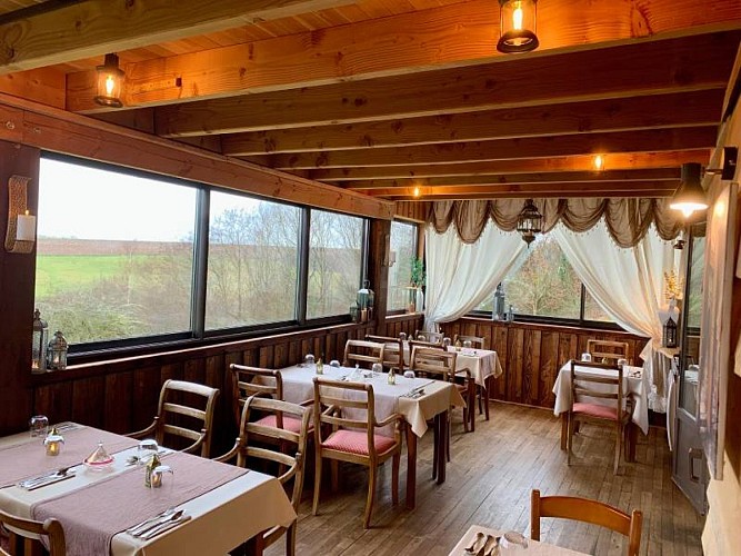 restaurant la lanterne d'orient à Gyonvelle