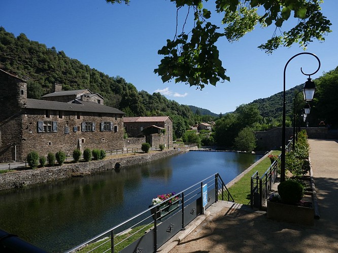 Chambres d'hôtes - Auberge du Valgrand