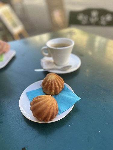 GALETTE ET PORCELAINE madeleines