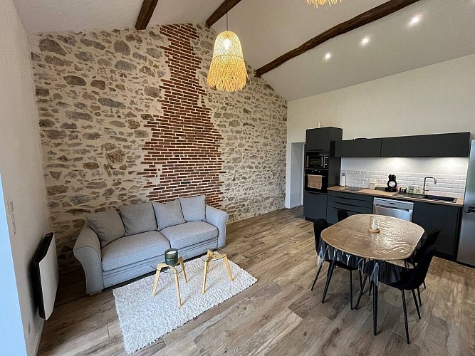 saint-pierre-des-echaubrognes-gite-la-parenthese-a-la-ferme-piece-de-vie
