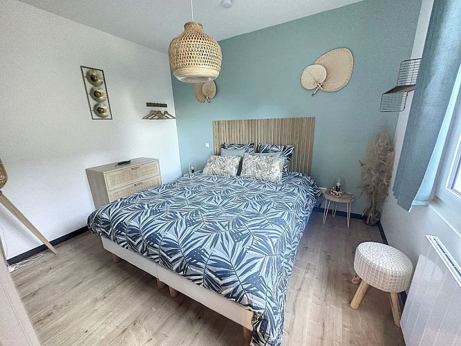 Avranches-goutté-legros-appartement-jacuzzi-intérieur-3