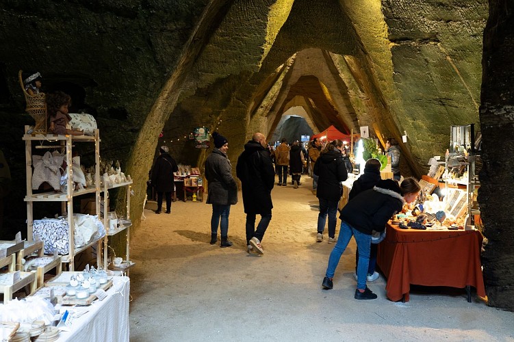 Marché de Noël en troglo de Doué-en-Anjou