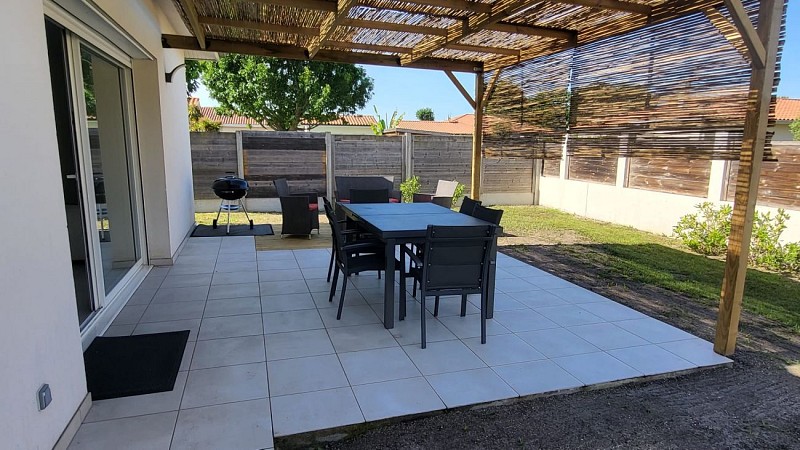 ROCHE TERRASSE DESSOUS 2