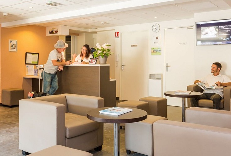 Odalys Le Clos Saint Michel - Accueil - Chinon, Val de Loire, France