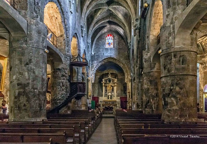 Cathédrale Notre-Dame-Du-Puy de Grasse