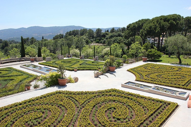 The Saint-Jacques du Couloubrier estate