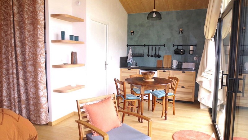 Peace & Lodges, East Lodge cocooning, en duo nature & sauna au bois