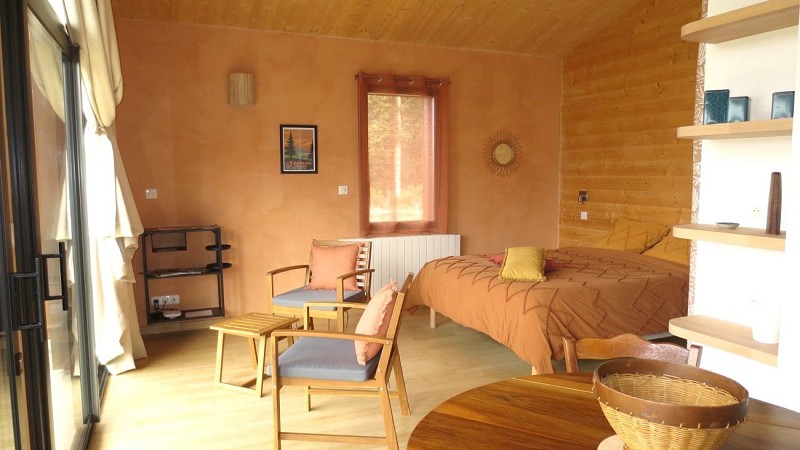 Peace & Lodges, East Lodge cocooning, en duo nature & sauna au bois