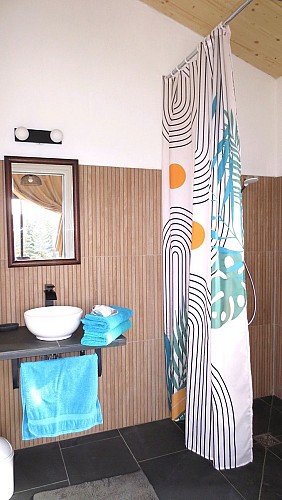 Peace & Lodges, East Lodge cocooning, en duo nature & sauna au bois