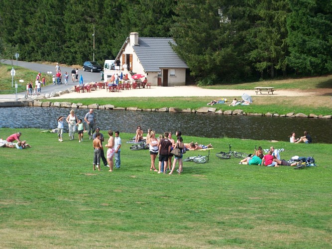 La Plage, Plan d'Eau Naturel au Chambon-sur-Lignon