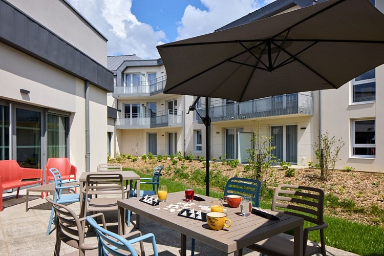 Hôtel Quality suites/Oui Séniors (190 personnes)