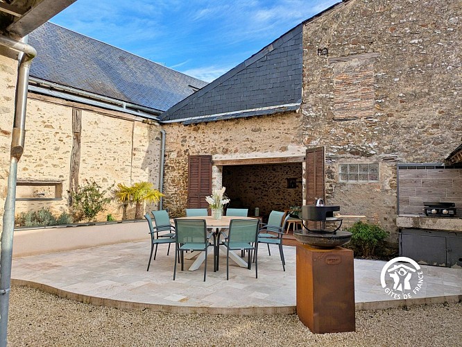 LA PIERRE DU BONHEUR, GÎTE 8 PERSONNES