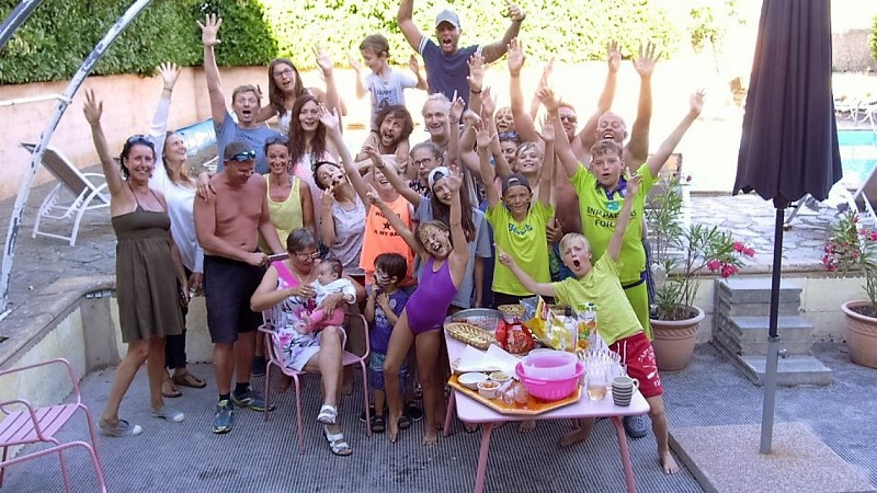 Domaine de Lacan - isolé, pour des fêtes sans limite, cousinades, anniversaires,