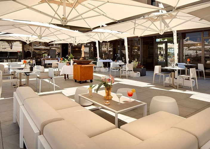 terrasse du "Six"