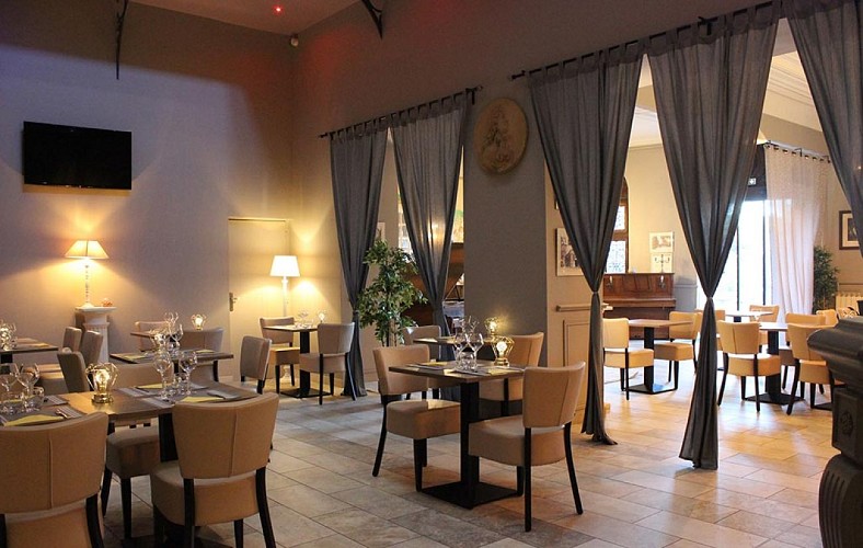 Grand Hôtel Molière à Pézenas - Salle de restaurant