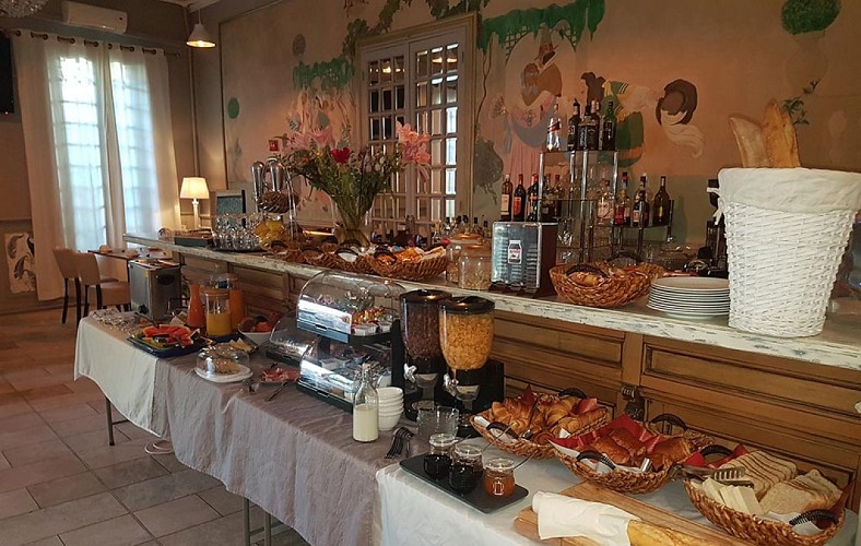 Grand Hôtel Molière à Pézenas - Petit déjeuner
