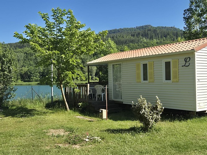 Mobile Home bord de lac