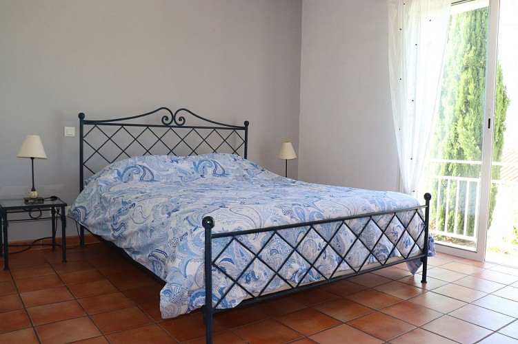 CHAMBRE PRINCIPALE TERRASSE