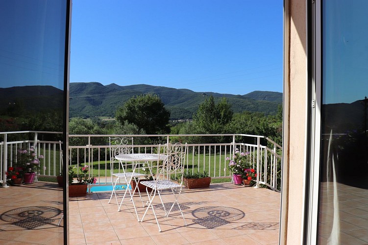 VUE de la TERRASSE 