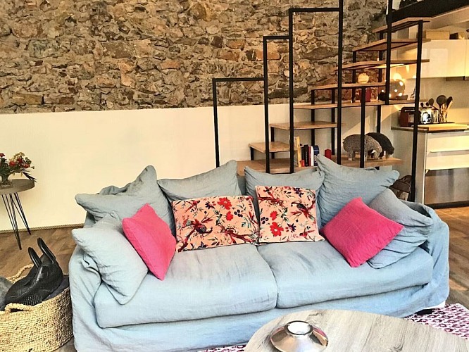 LOCATION SETE VUE JARDIN ROCH LOZANO NICOLE 6