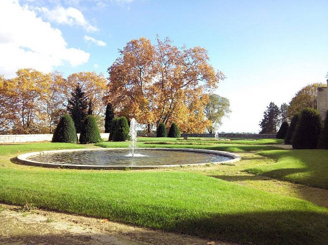 CHATEAUDECASTRIES_OTM_6