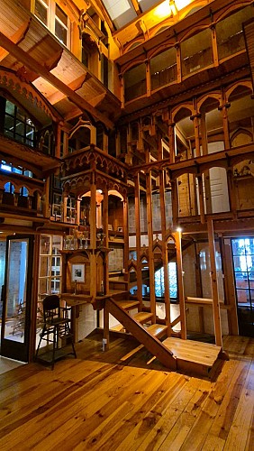 Cathedrale-de-dentelle-de-bois---Montouliers