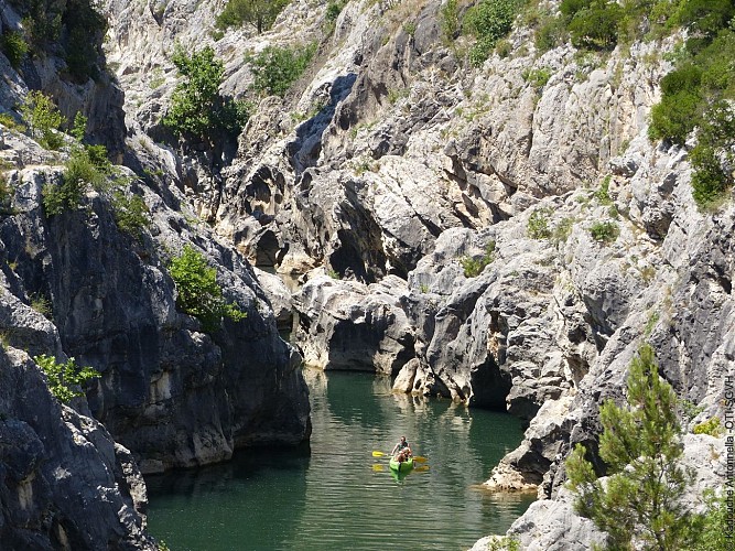 Gorges de l'Hérault au pont du Diable à Aniane