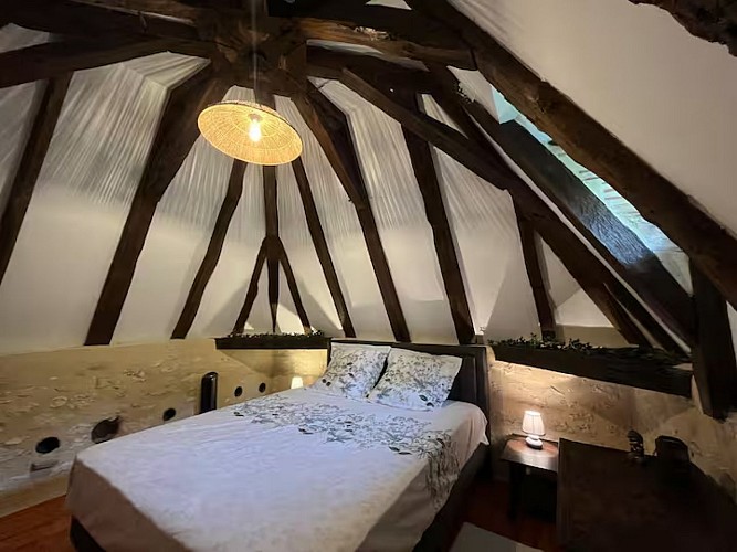 Le Pigeonnier de la Claire Fontaine (chambre d'hôtes Monflanquin) - chambre