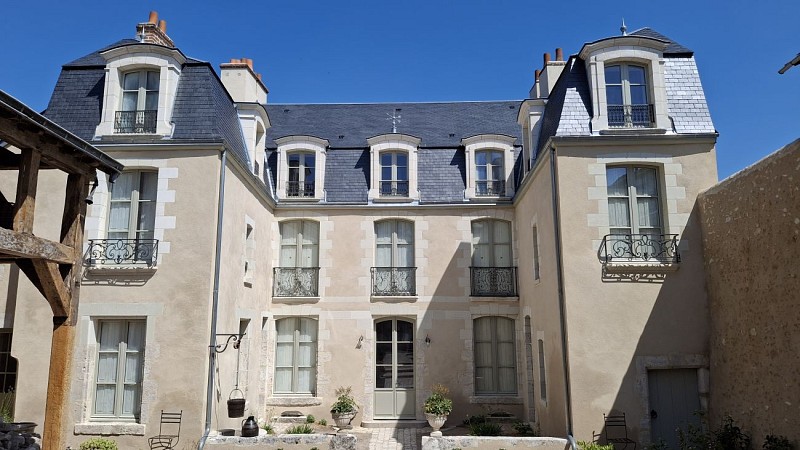 Façade Hôtel Savare