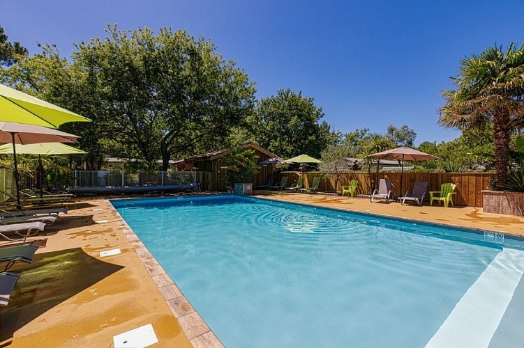 Camping Domaine de la Résinière Hourtin Port2