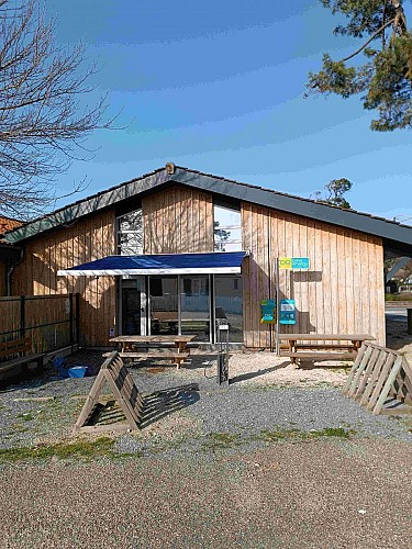 Aire de service Office de Tourisme Vendays-Montalivet